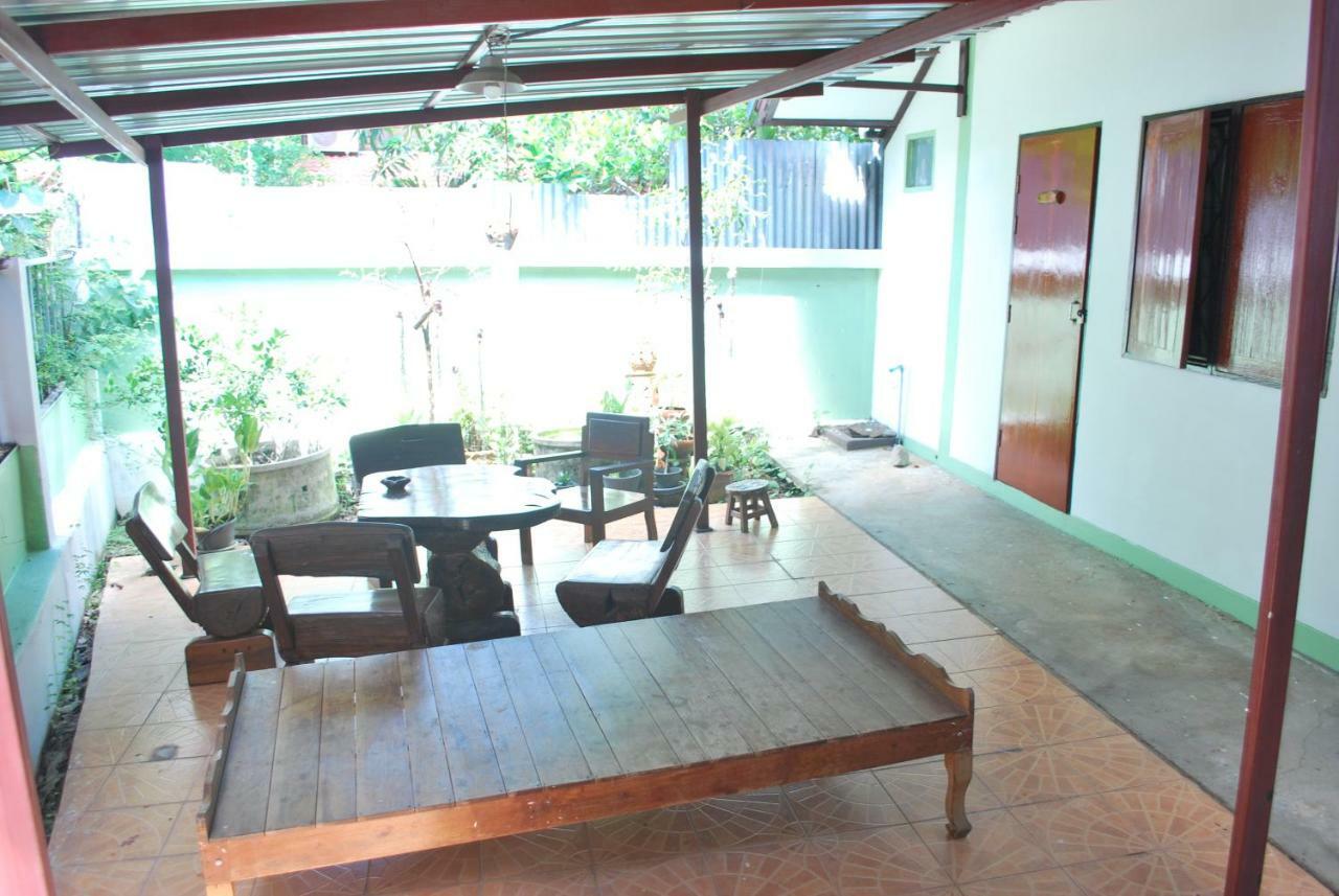 4T pensión Sukhothai Exterior foto